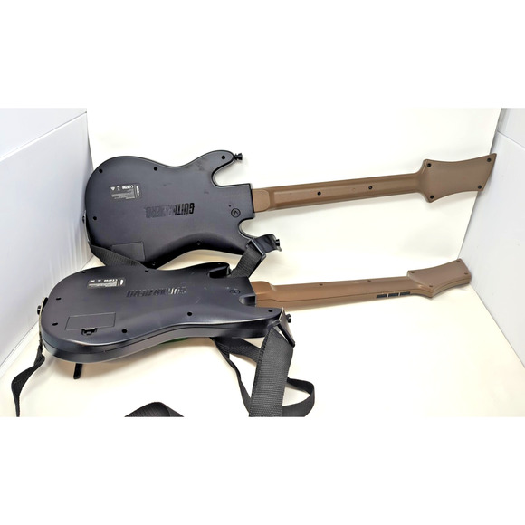 Guitar Hero Live Wireless Guitar - Lot Of 2 Controller PS3/PS4 Xbox one game - Picture 3 of 6